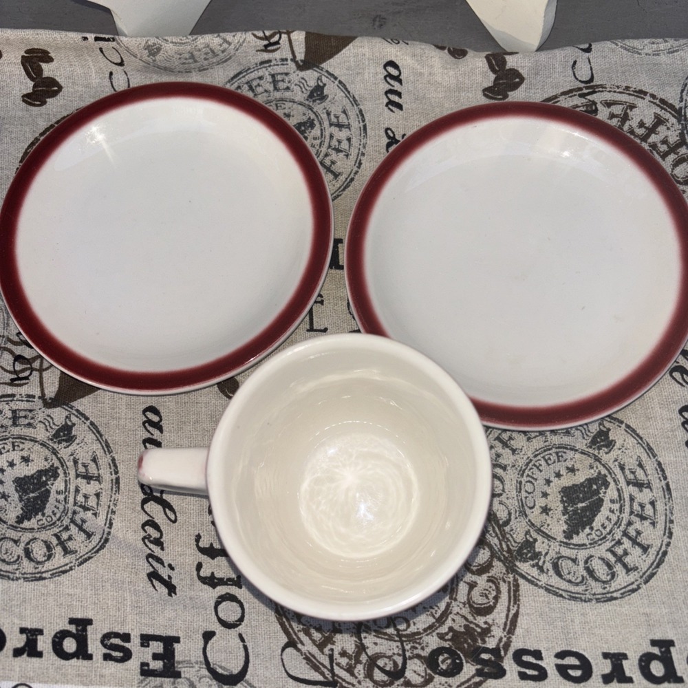 Buffalo China Maroon Air Brushed Coffee Cup & 2 Small 5" Plates Restaurant Ware
